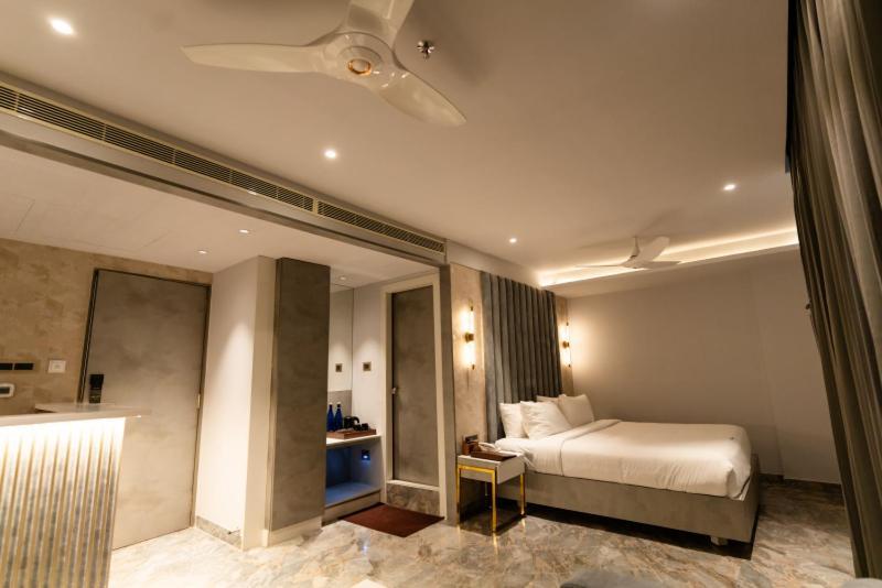 Hotel Ocean Blue Visakhapatnam Bagian luar foto